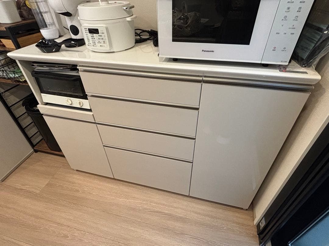 パモウナ キッチンカウンター