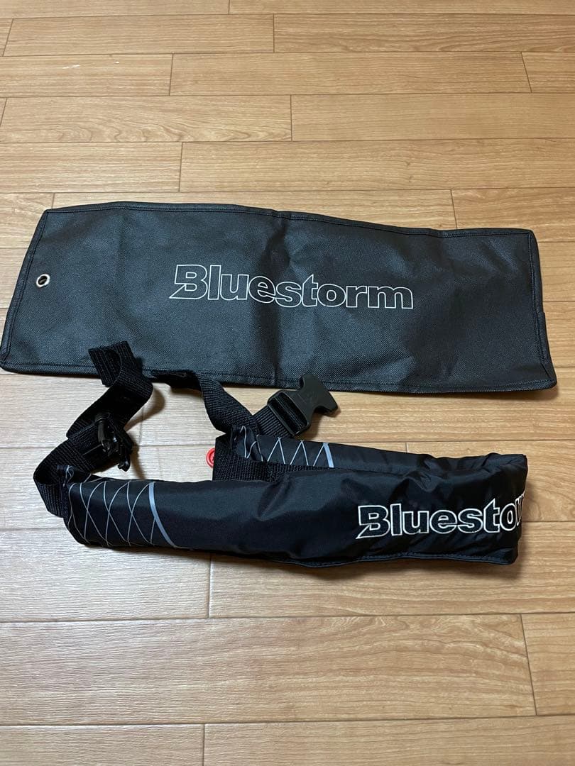 Bluestorm ライフジャケット 黒