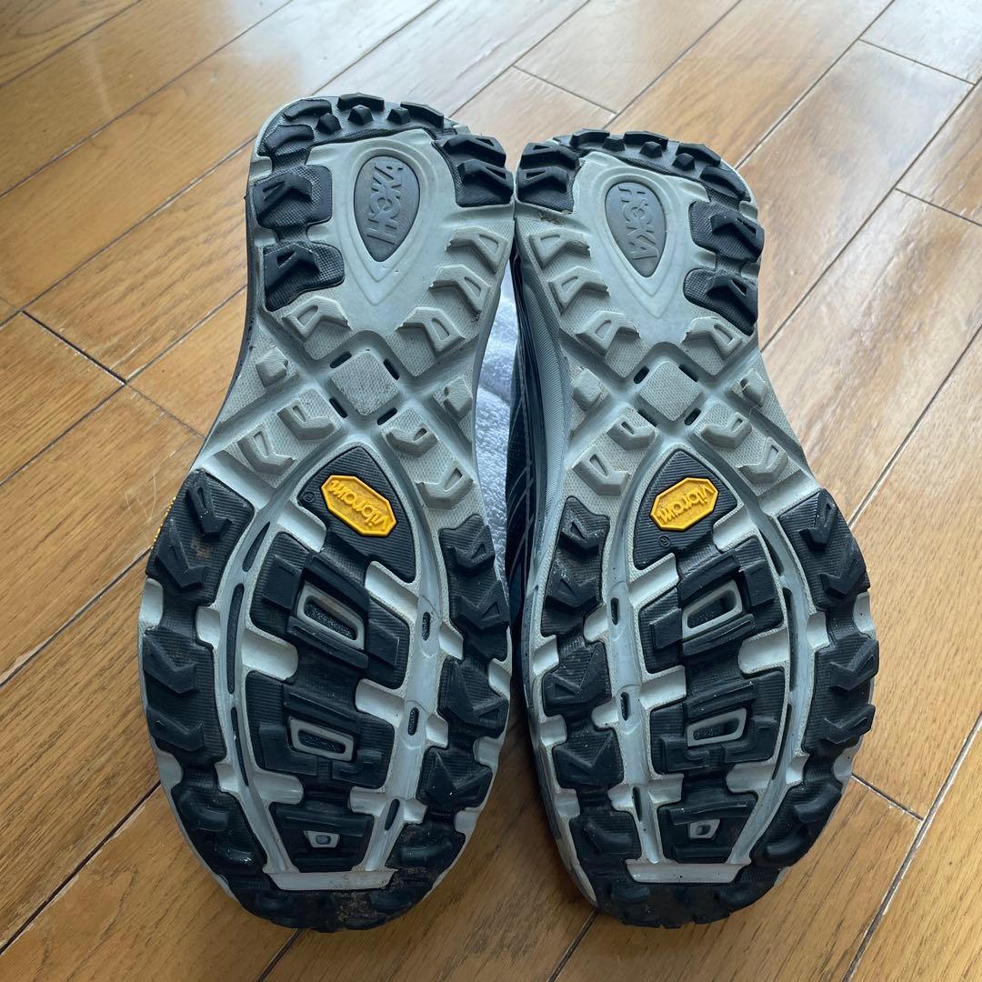 HOKA スニーカー　28センチ