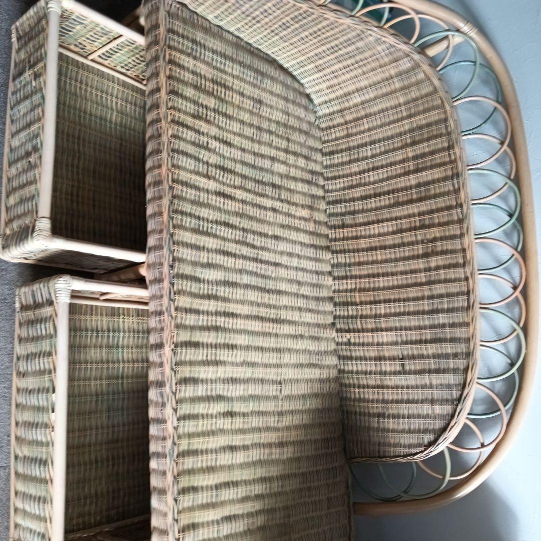 引取りお値下げ　希少　おしゃれパステルカラー　ラタン製　カウチソファ　引出し収納