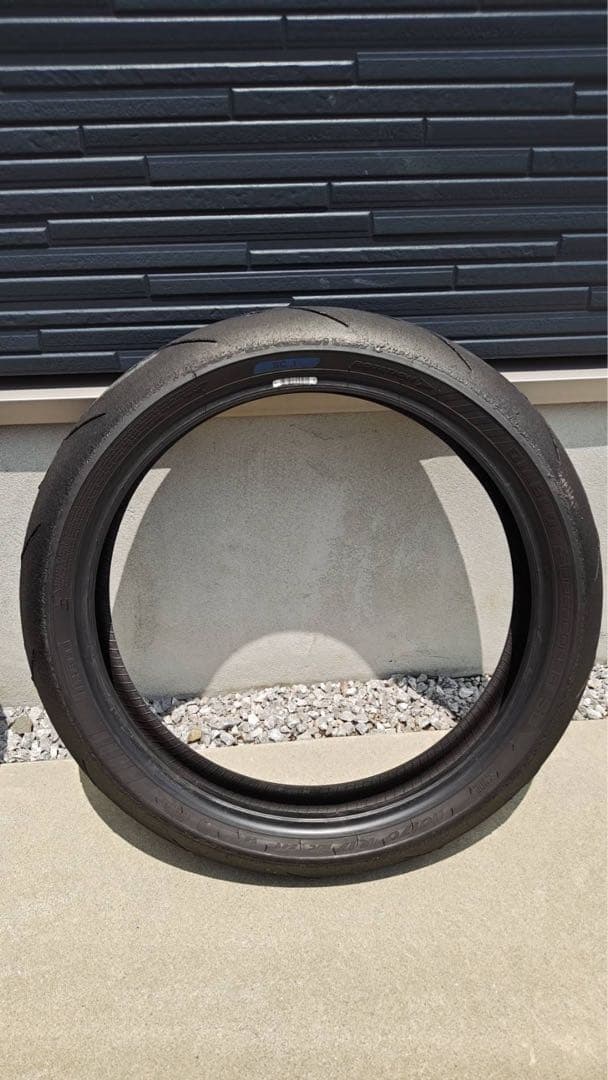 中古ピレリスーパーコルサV4タイヤF110/70R17 R140/70R17