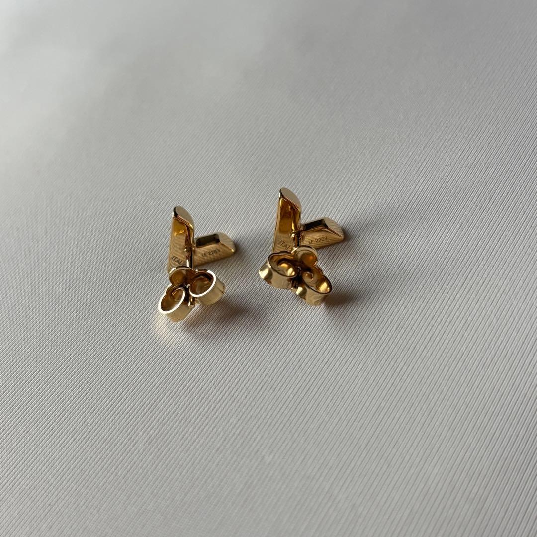 あいうLOUIS VUITTON ルイヴィトン エセンシャル V ピアス