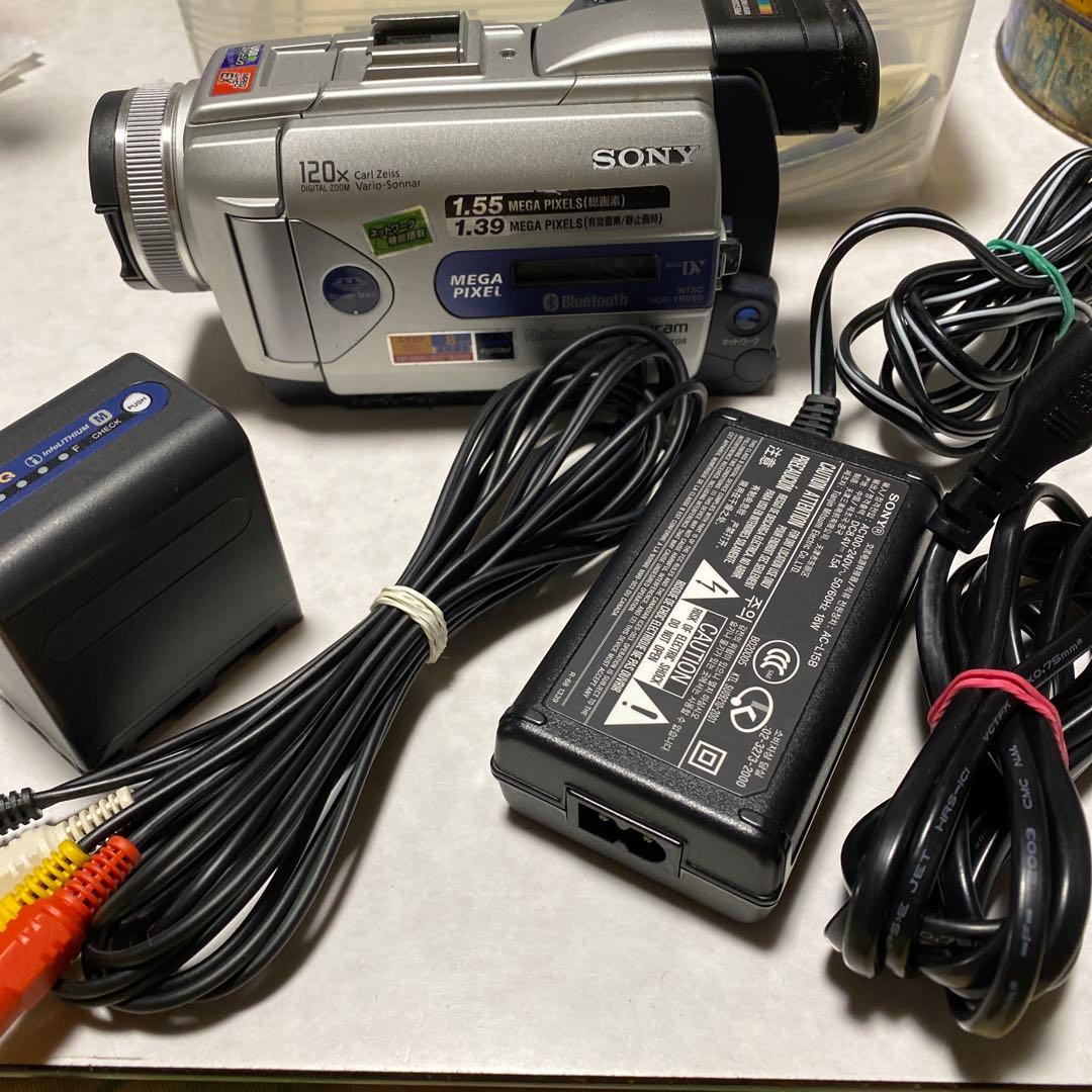 SONY miniDV HANDYCAM DCR-TRV50 ①