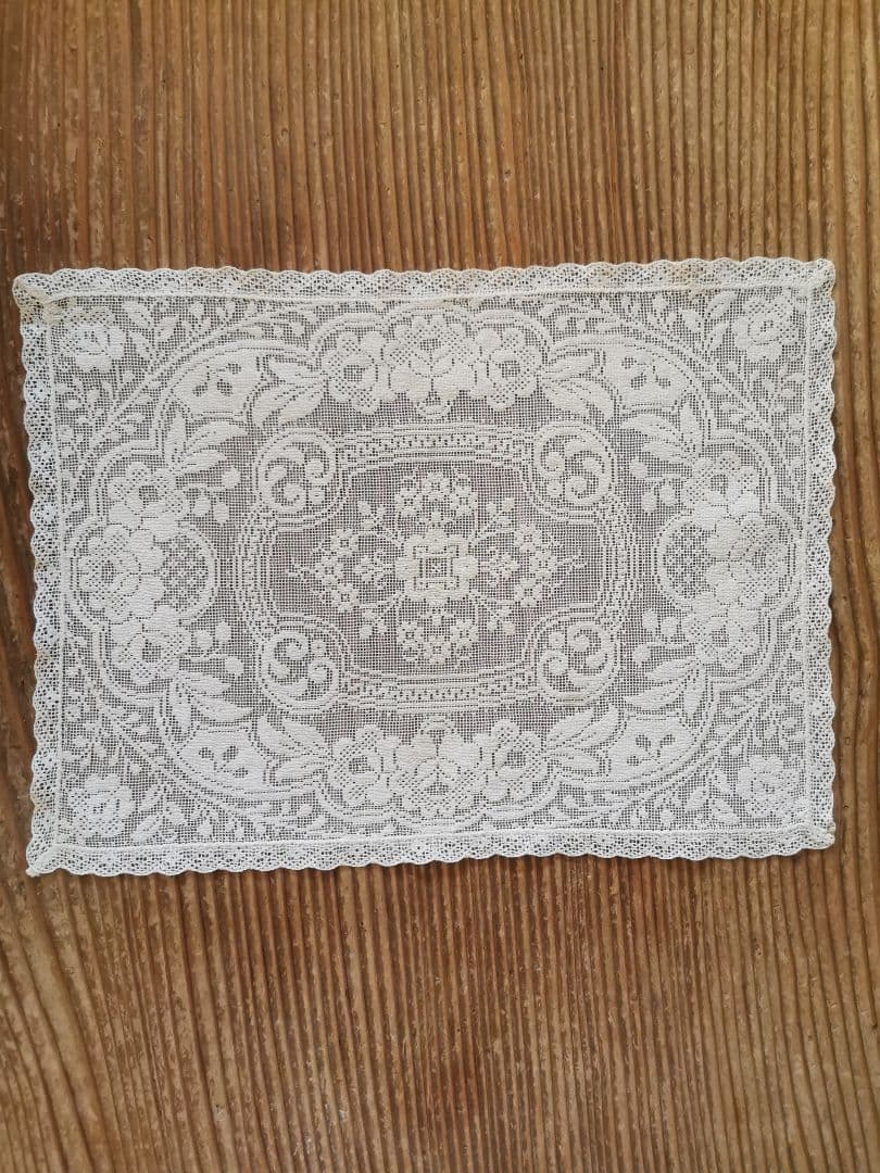 アンティーク 目の細かな◻◽フィレレース レクタングル トレイクロス ローズ紋β