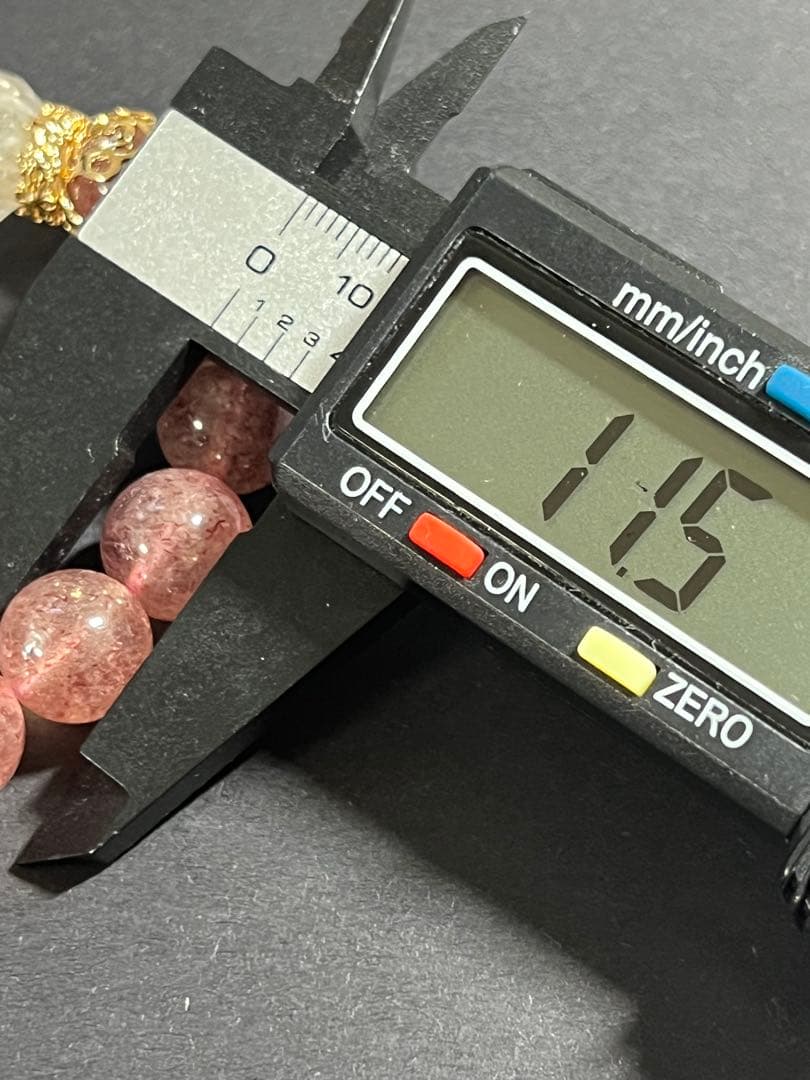 水入水晶ストロベリークォーツのブレスレット