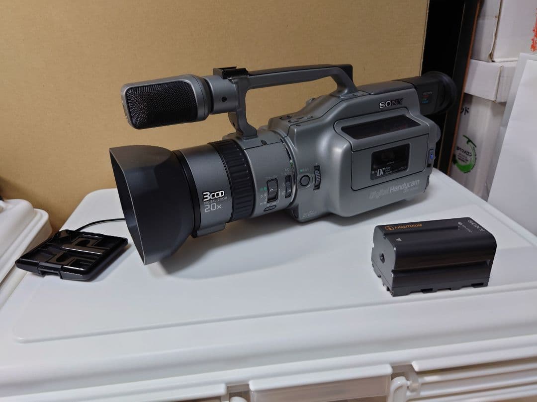 SONY　DCR-VX1000