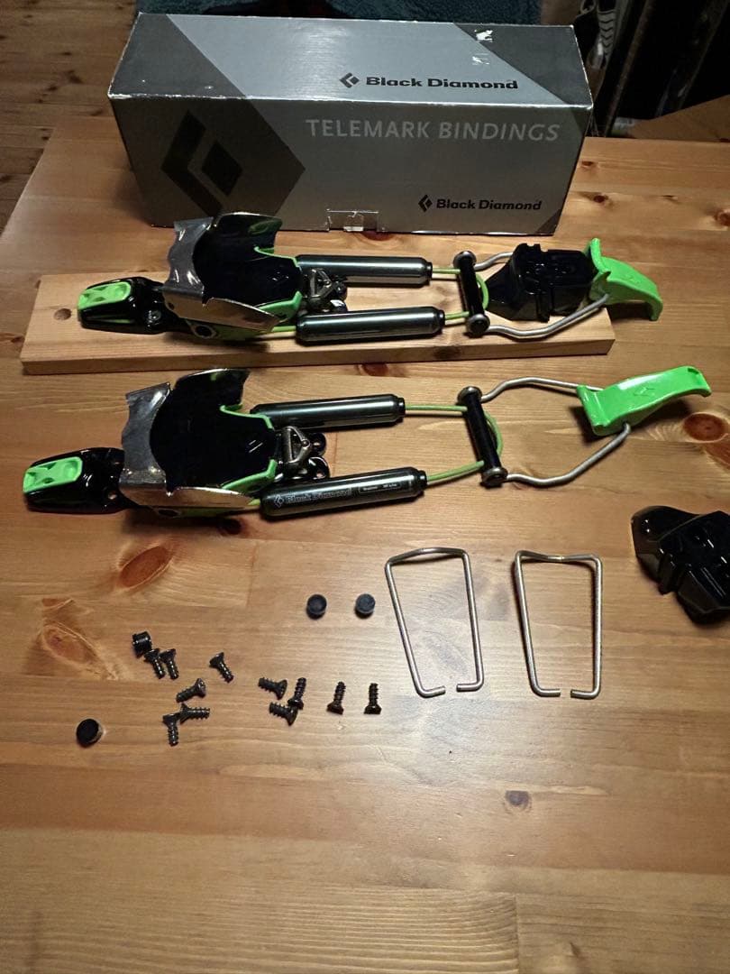  O1 テレマークビンディング MidStiff