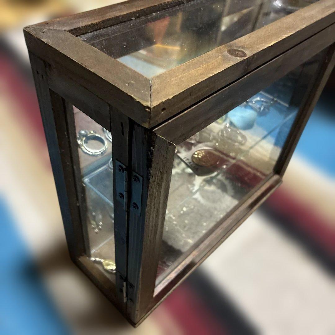 木製ガラスケース 2段棚付き二個せっセット