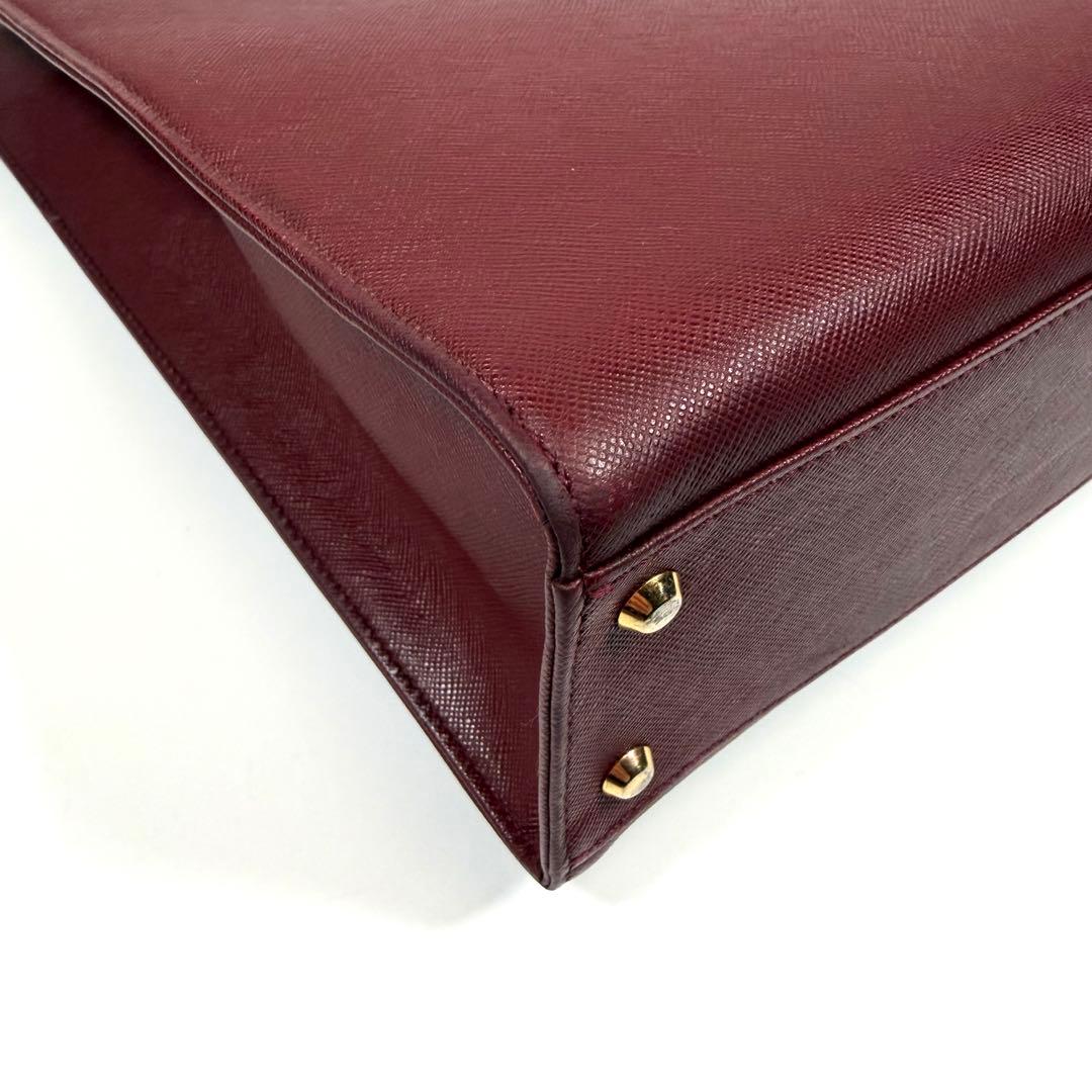 【美品】バーバリー　トートバッグ　サフィアーノレザー　ゴールド金具　ボルドー