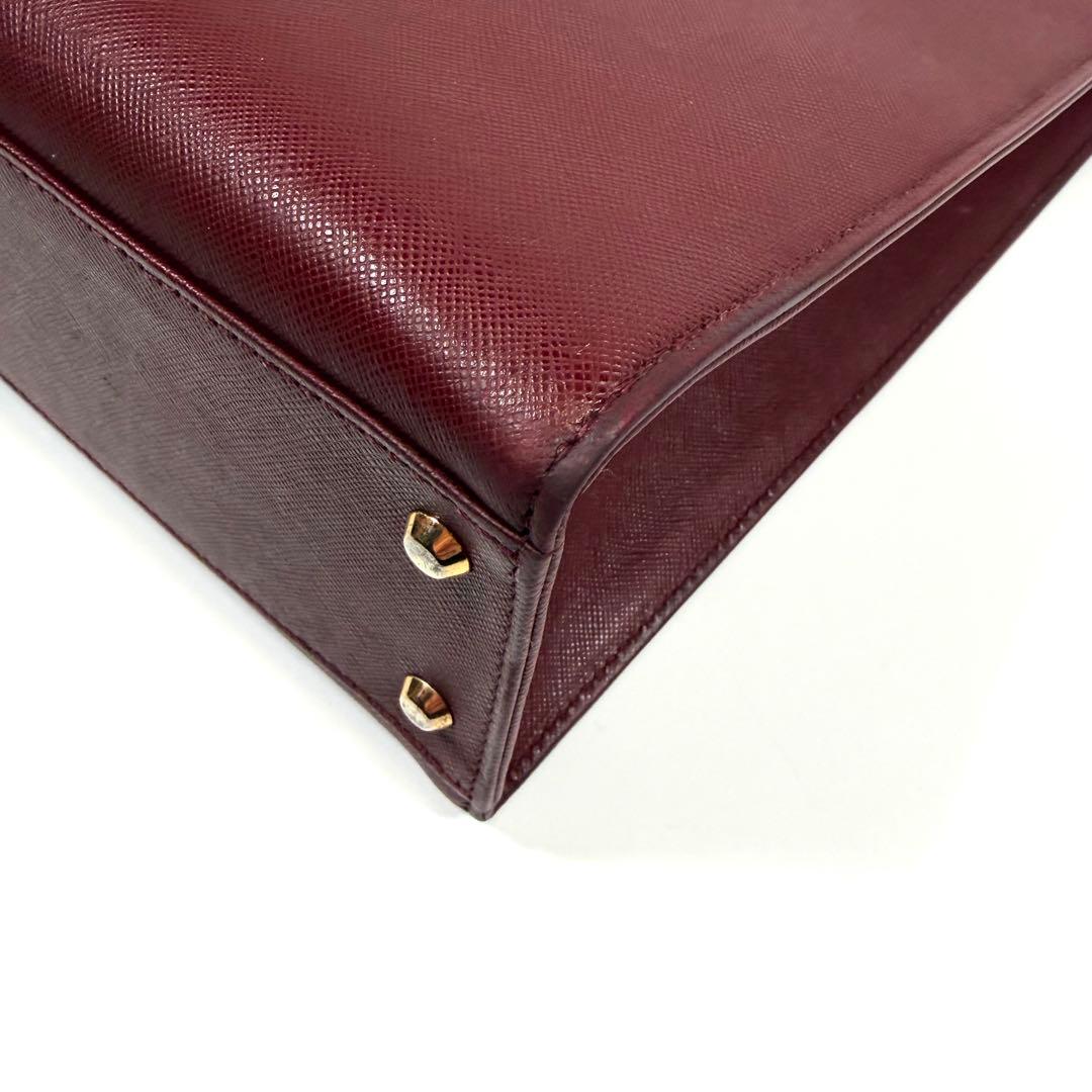 【美品】バーバリー　トートバッグ　サフィアーノレザー　ゴールド金具　ボルドー