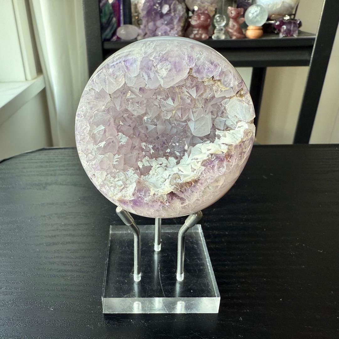 天然石アメジストの笑い口　置物　スフィアNO.120411
