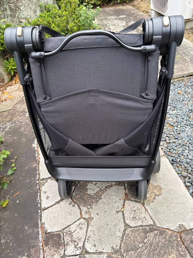 nunaベビーカー IXXA