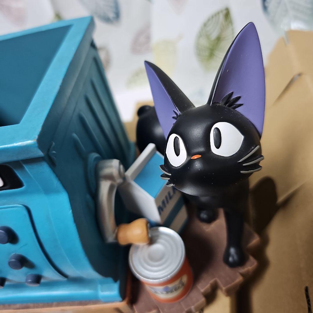 ジブリ　魔女の宅急便　ジジと青いレジスター　ジオラマボックス　廃盤品