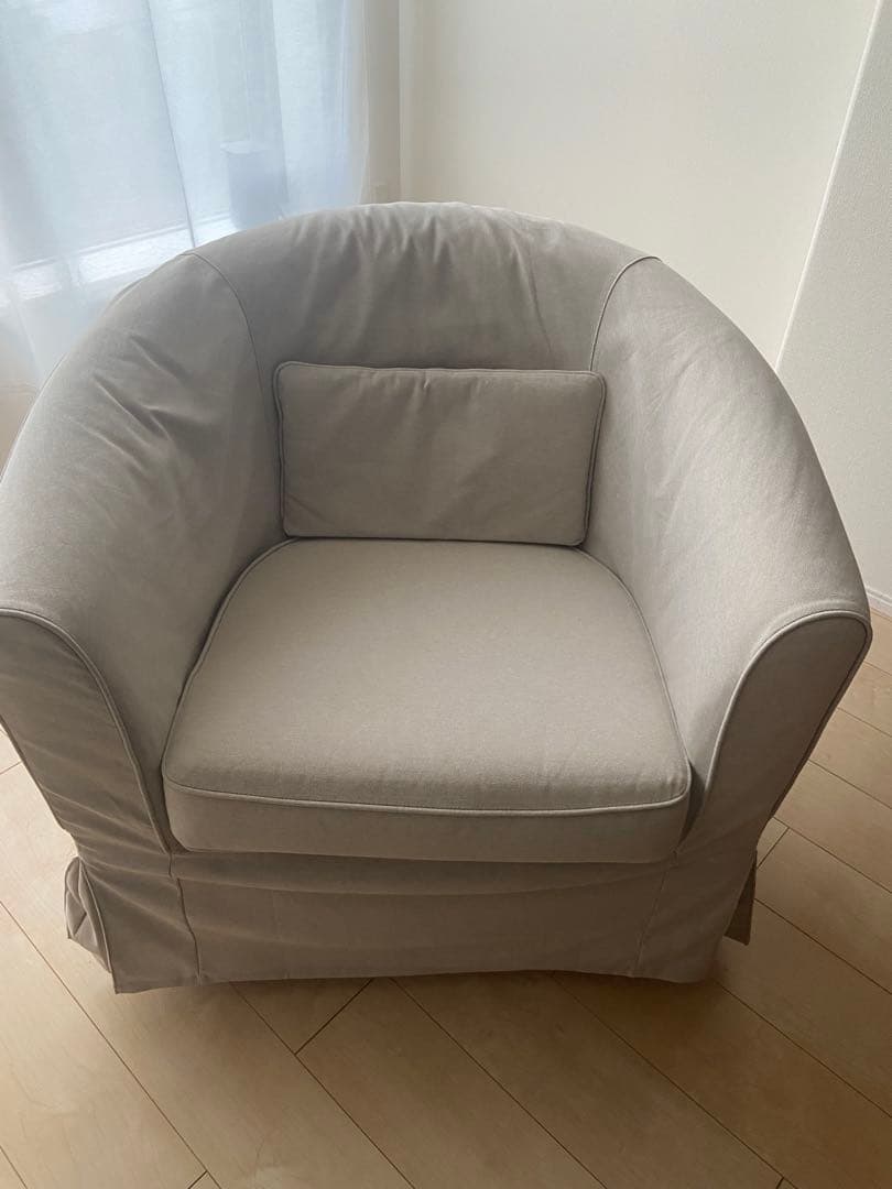 ベージュ ラウンド型 1人掛けソファ