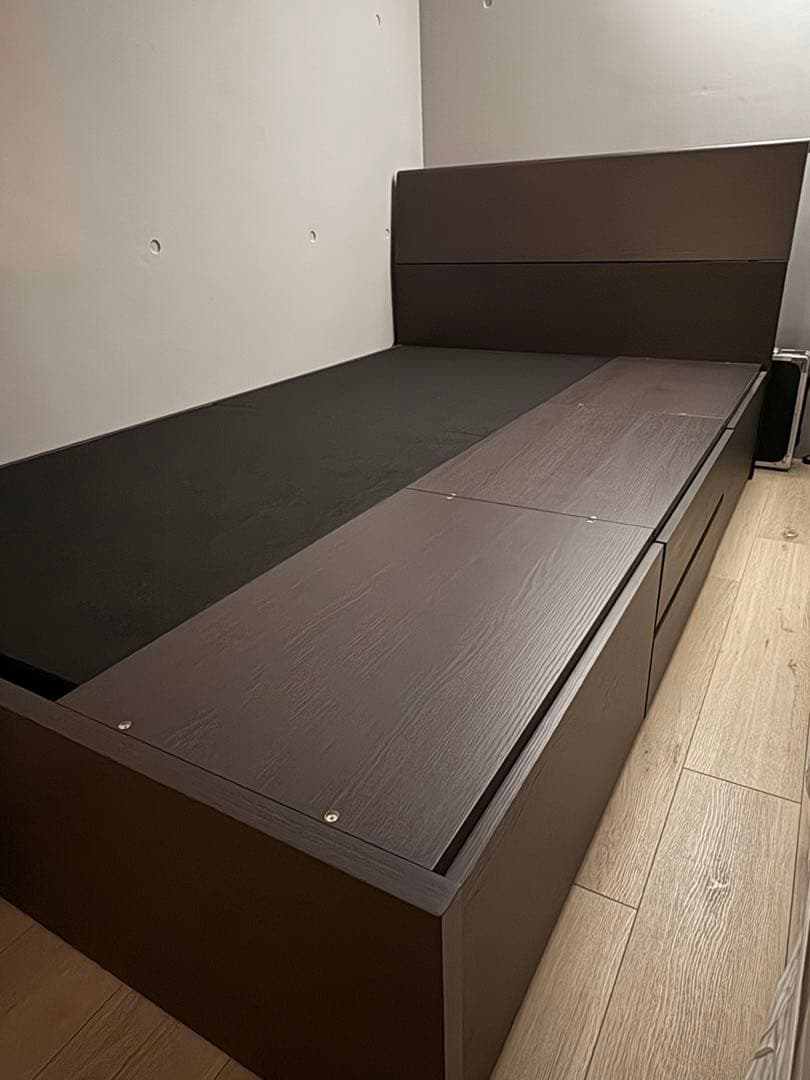 引き出し付きベッドフレーム　セミダブル