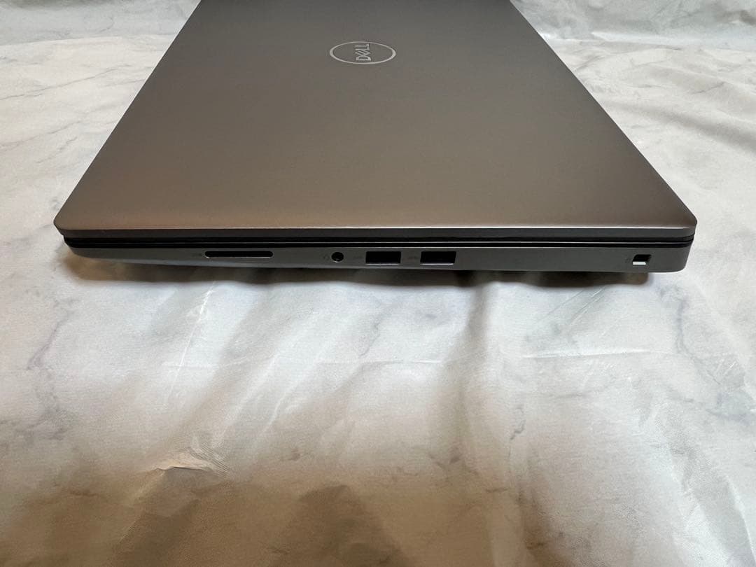 【美品】DELL Precision 7550 32GB 2TB ダン