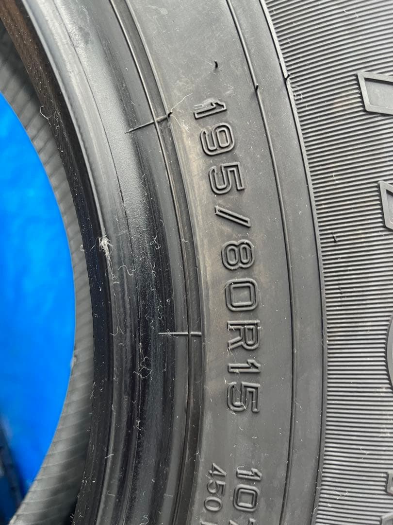 ハイエース新車外し　195/80R15タイヤ 4本セット2025 48週製造品