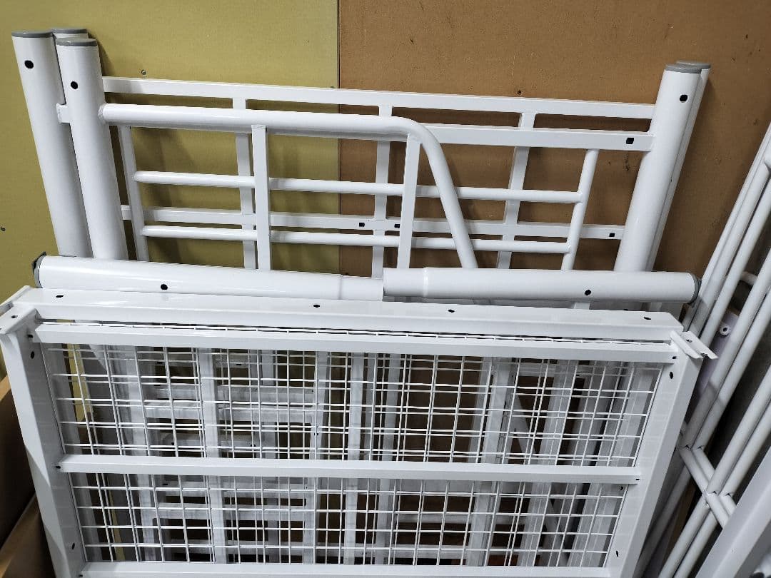 【千葉市花見川区引取限定】ROSTEM 階段付きパイプロフトベッド ホワイト