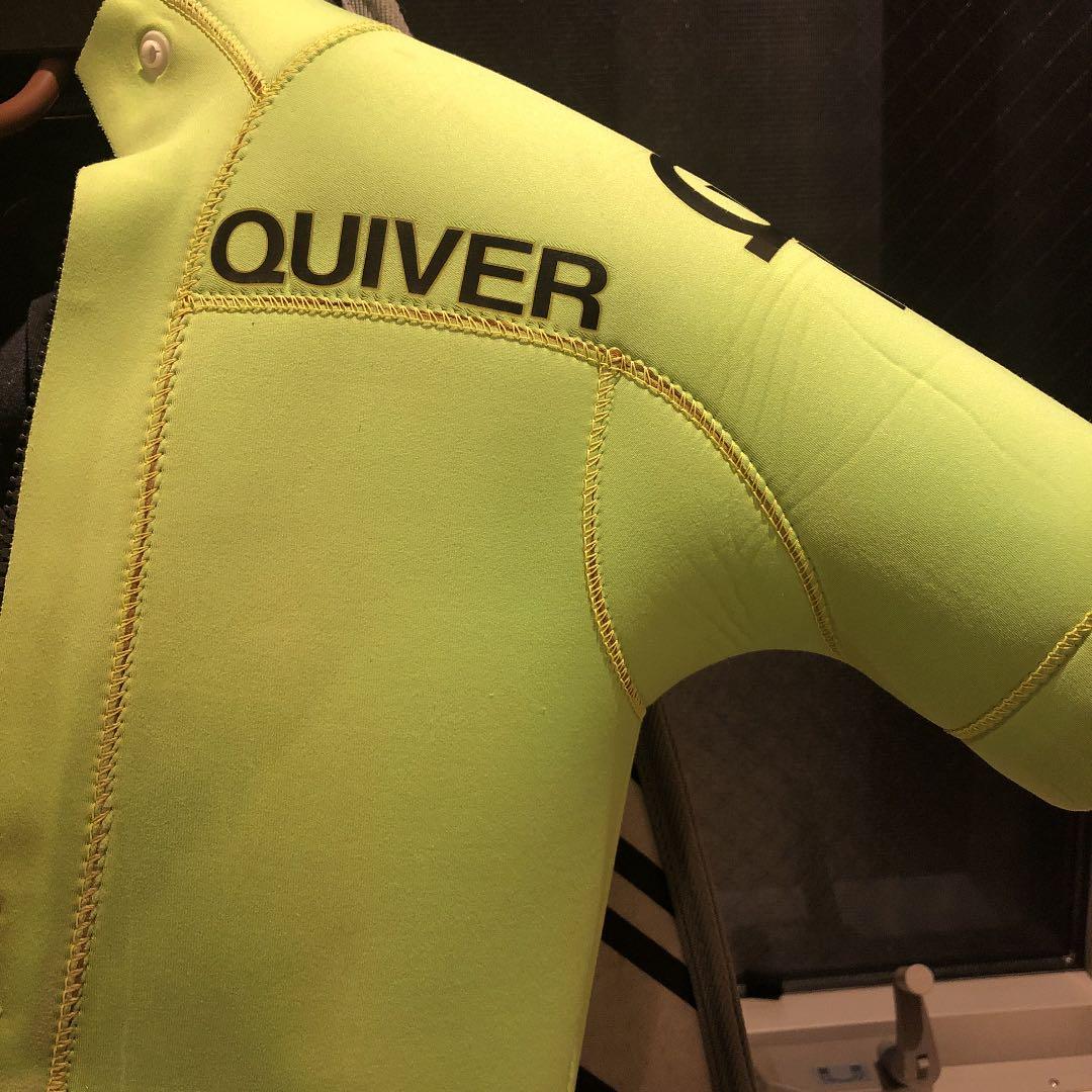 送料込み QUIVER ウエットスーツ シーガル　グリーン