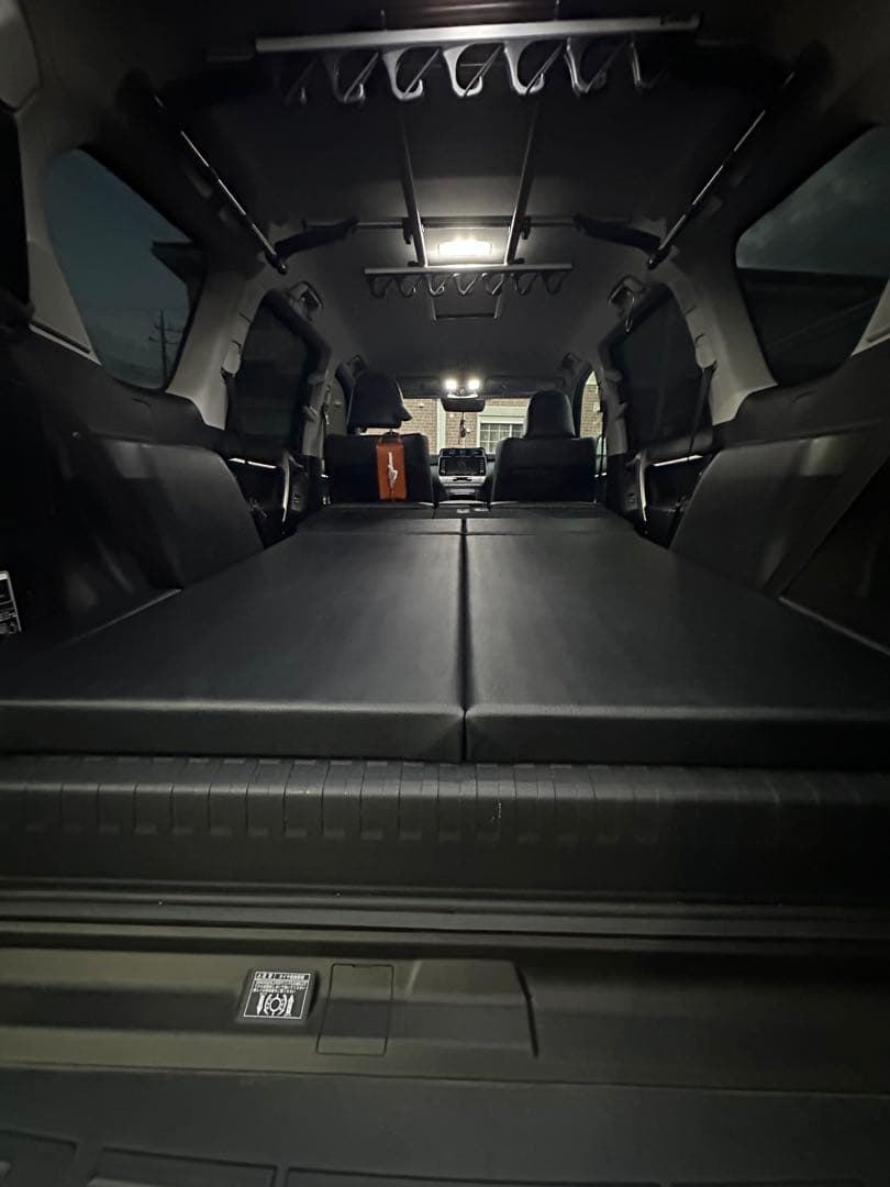 プラド150後期　7人乗り　ベット　フラット