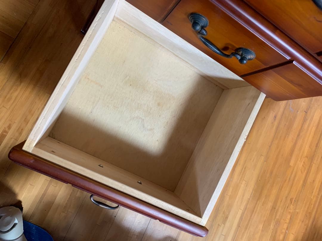 イタリアデザイン　電話台 キャビネット 猫脚 飾り棚