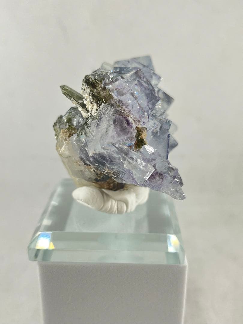 【鉱物商店】蛍石とクロライト　瑶崗仙產 天然石　原石　水晶