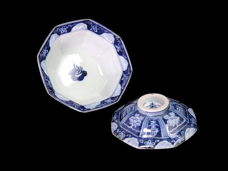 古伊万里　染付　牡丹に福寿の図　八角大振蓋茶碗　N096AS-DBx