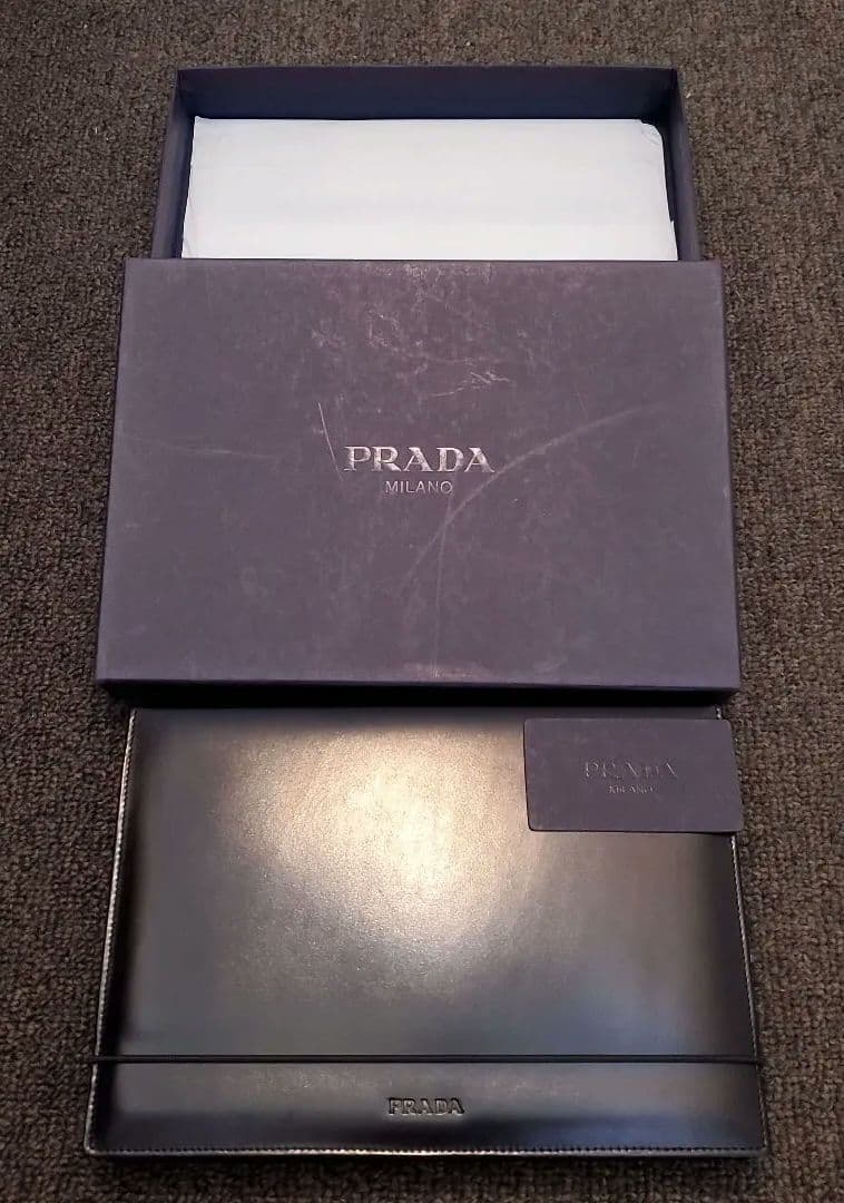 【お値下げ】PRADA　ブックカバー　2000年ダイヤリー　アドレス帳付き