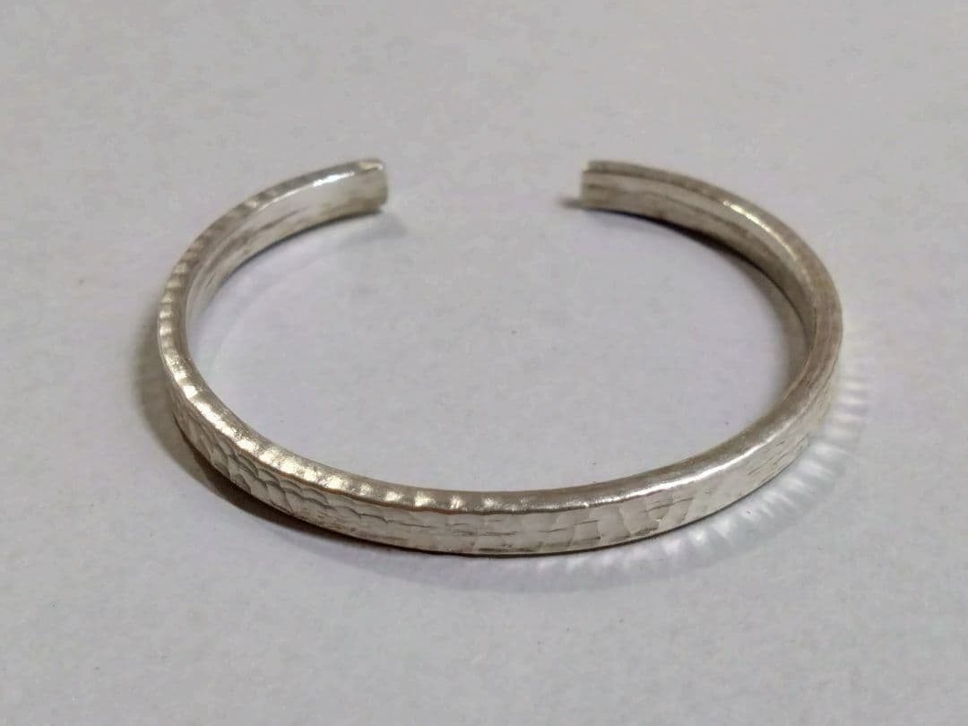 Hiry　 新品　カレン族　銀製　バングル　ブレスレット　A34