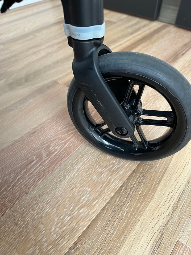 【美品】cybex サイベックス メリオカーボン ベージュ