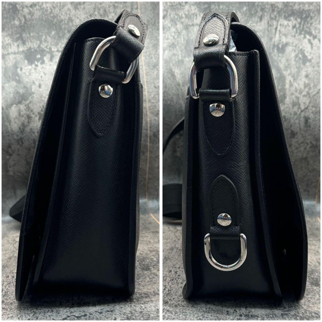 美品✨ルイヴィトン タイガ アンドレイ ショルダーバッグ M32482