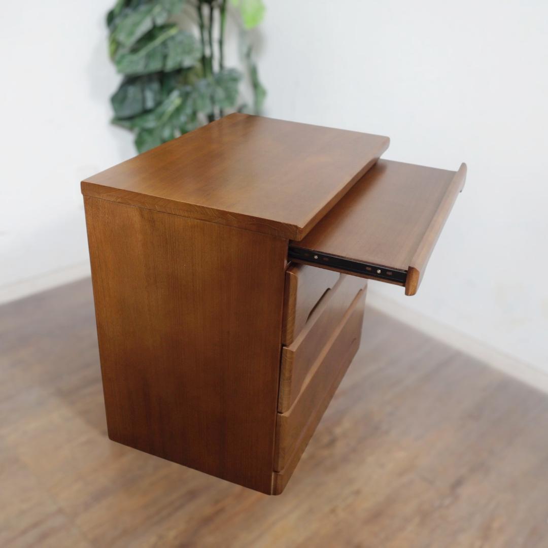 【新品】リビング にも置ける モダン な 仏壇 チェスト！ アウトレット