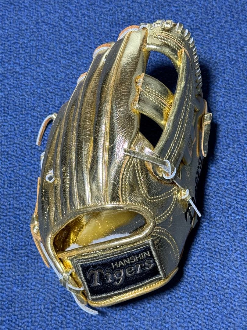 2003セントラルリーグ優勝 阪神タイガース 優勝記念ゴールデングラブ グローブ