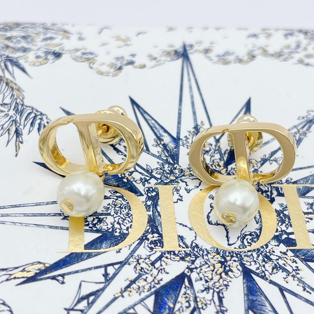 Christian Dior ピアス　petit プチ　パール　CD ゴールド