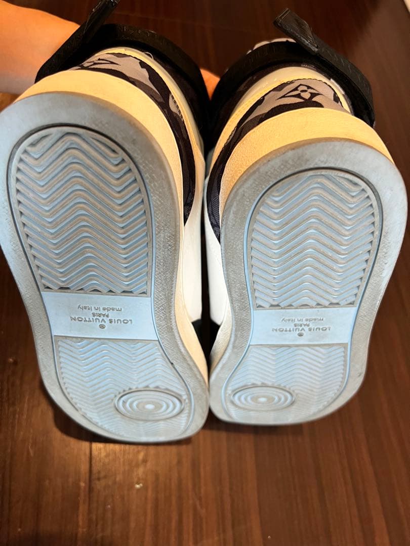 ルイヴィトン　スニーカー　美品　9 27センチ