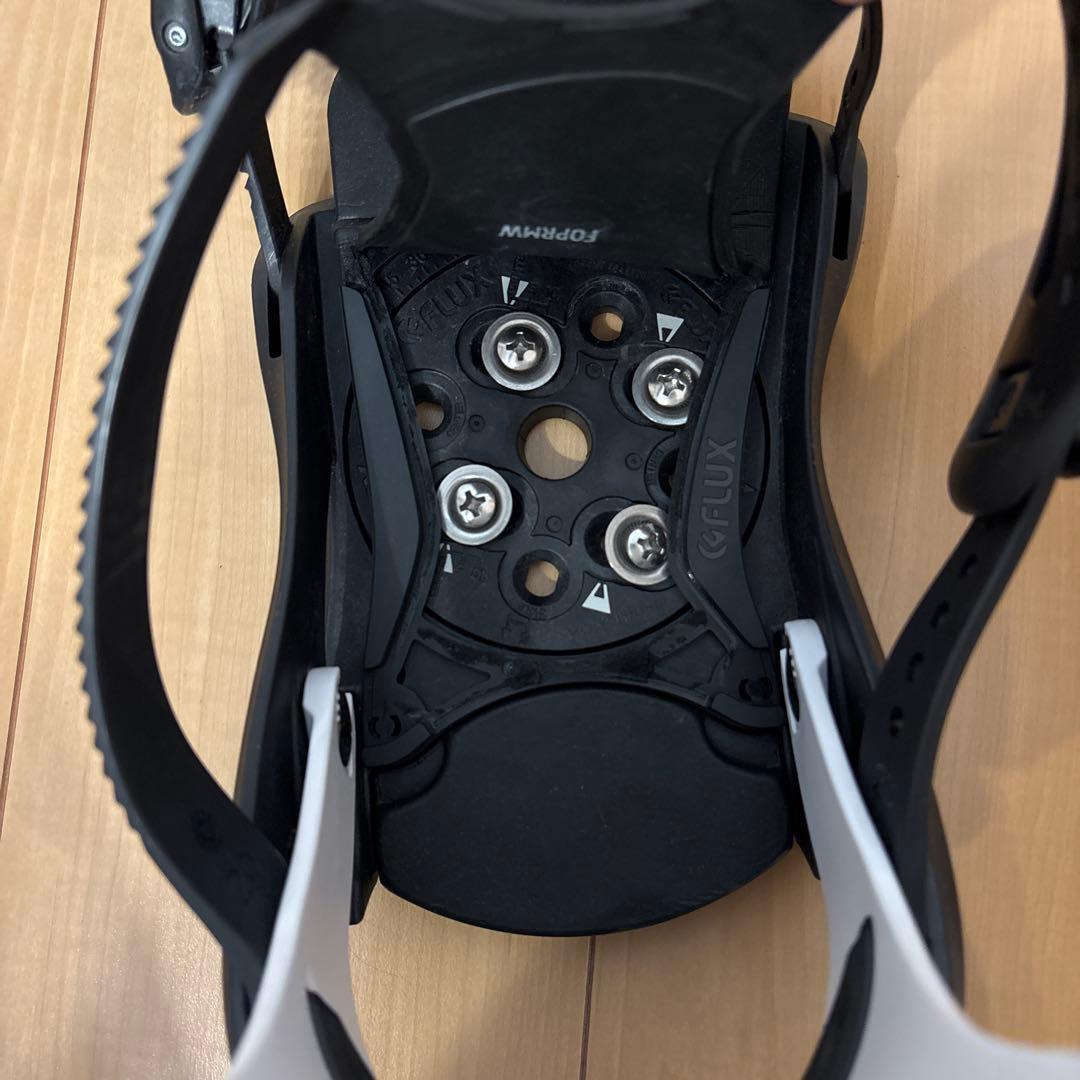 FLUX PR ホワイトMサイズ スノーボードビンディング