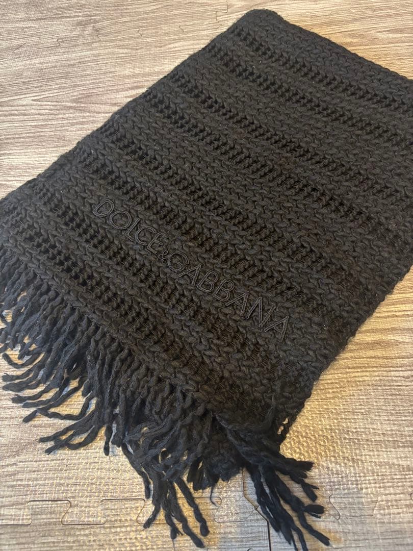 DOLCE&GABBANA 黒 ロゴ入り編み込みマフラー