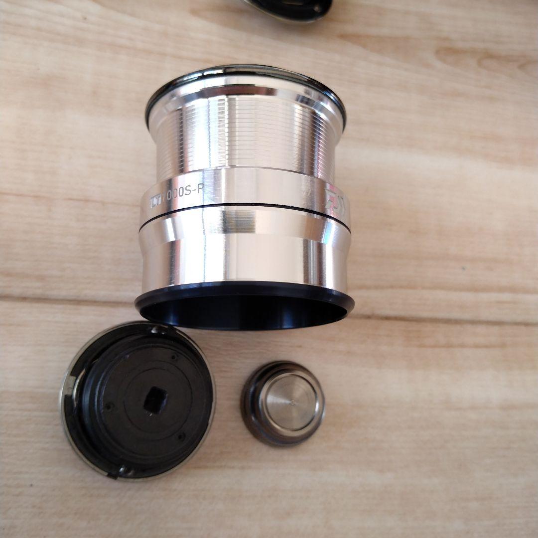 Daiwa ダイワ　18イグジスト　1000番　アクリスタノブ等セット リール