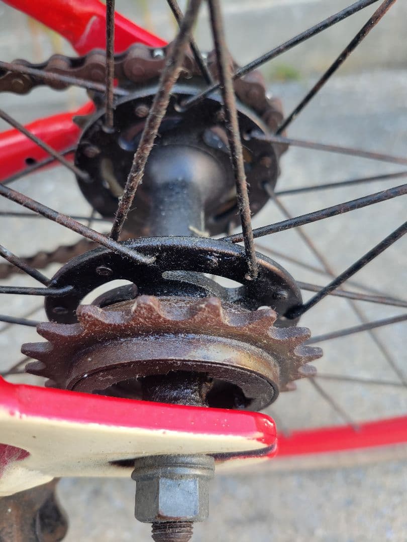 UNITED COLORS BENETTON ピストバイク