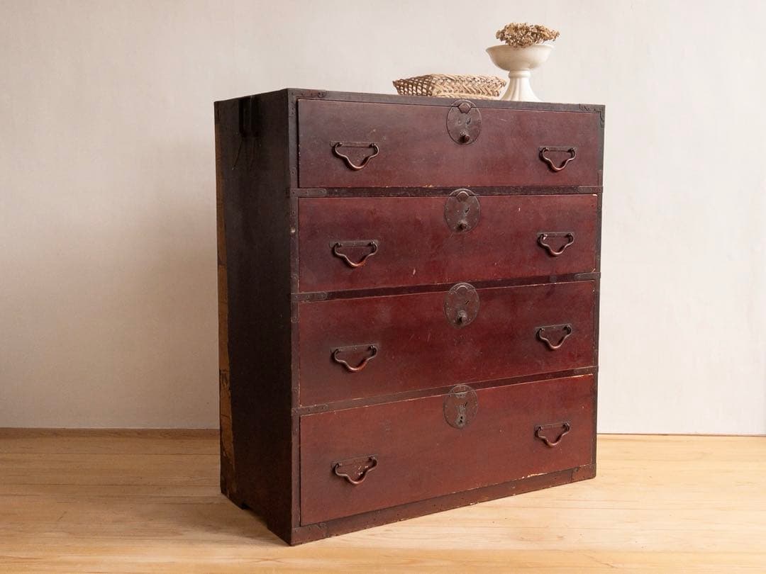 和箪笥　漆　M054　古道具　古家具　和家具　ビンテージ　アンティーク　レトロ