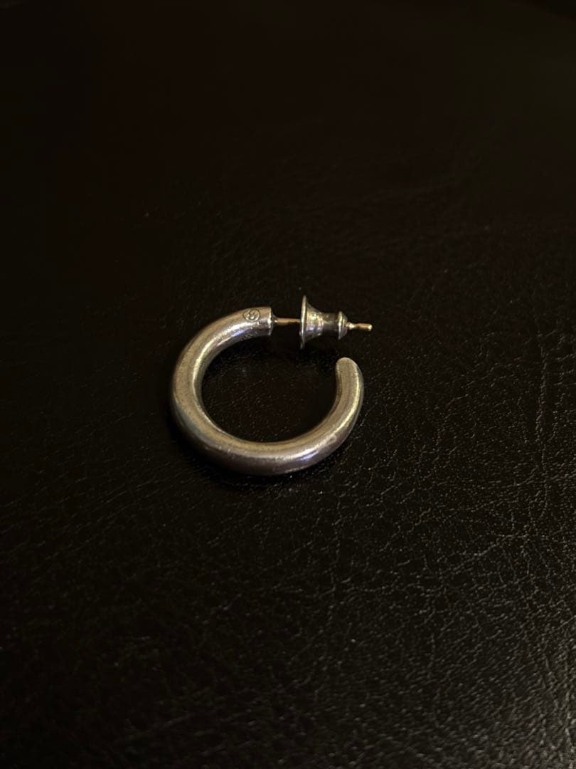 キャリアリング　ピアス