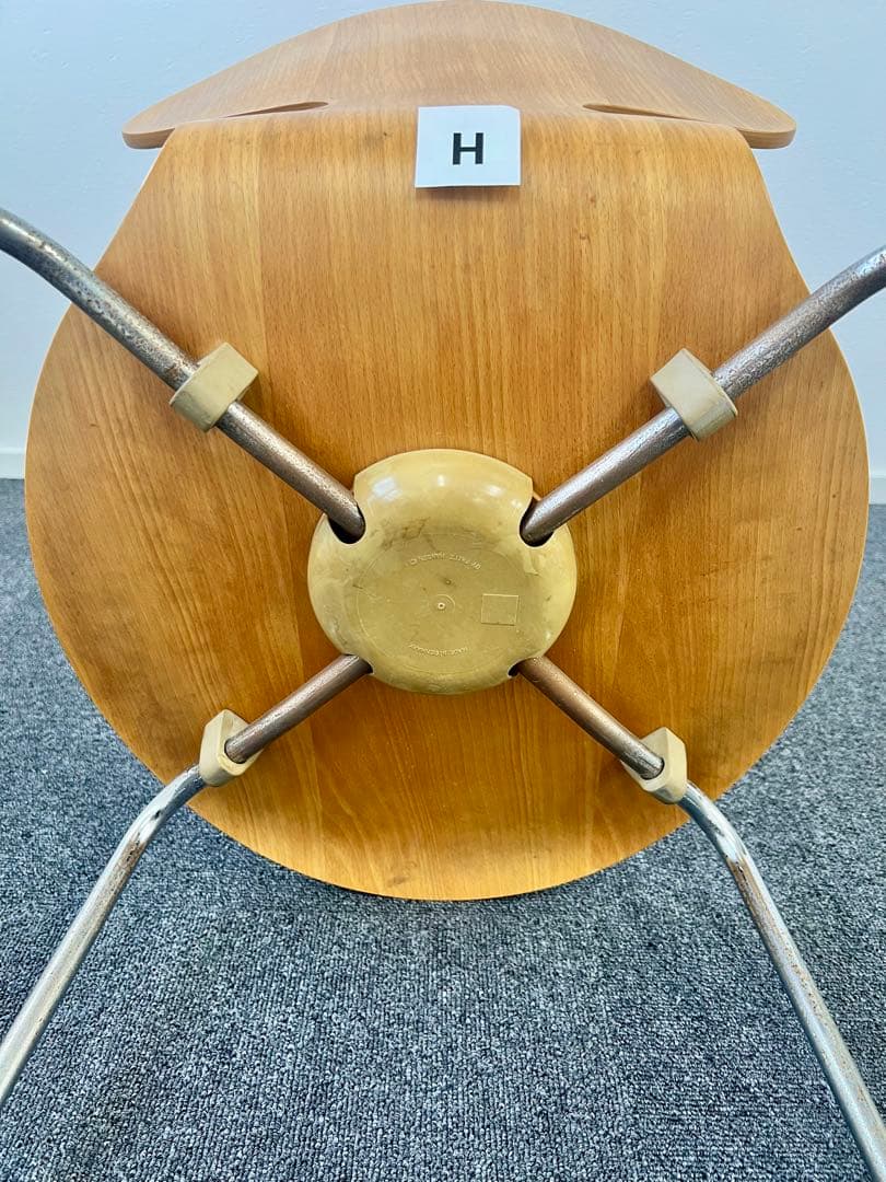 アルネヤコブセン アントチェア1脚【管理番号:H】