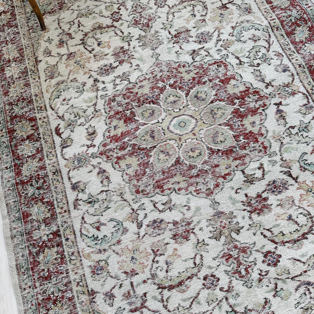 トルコ ヴィンテージラグ A124 レア 超大判 ダークレッド クリーム ミント