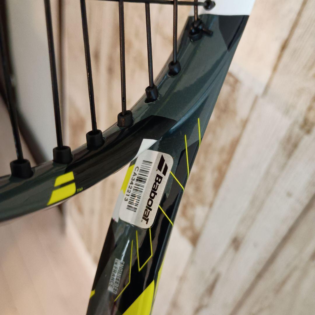 BABOLAT　ピュアアエロ TEAM　現行モデル