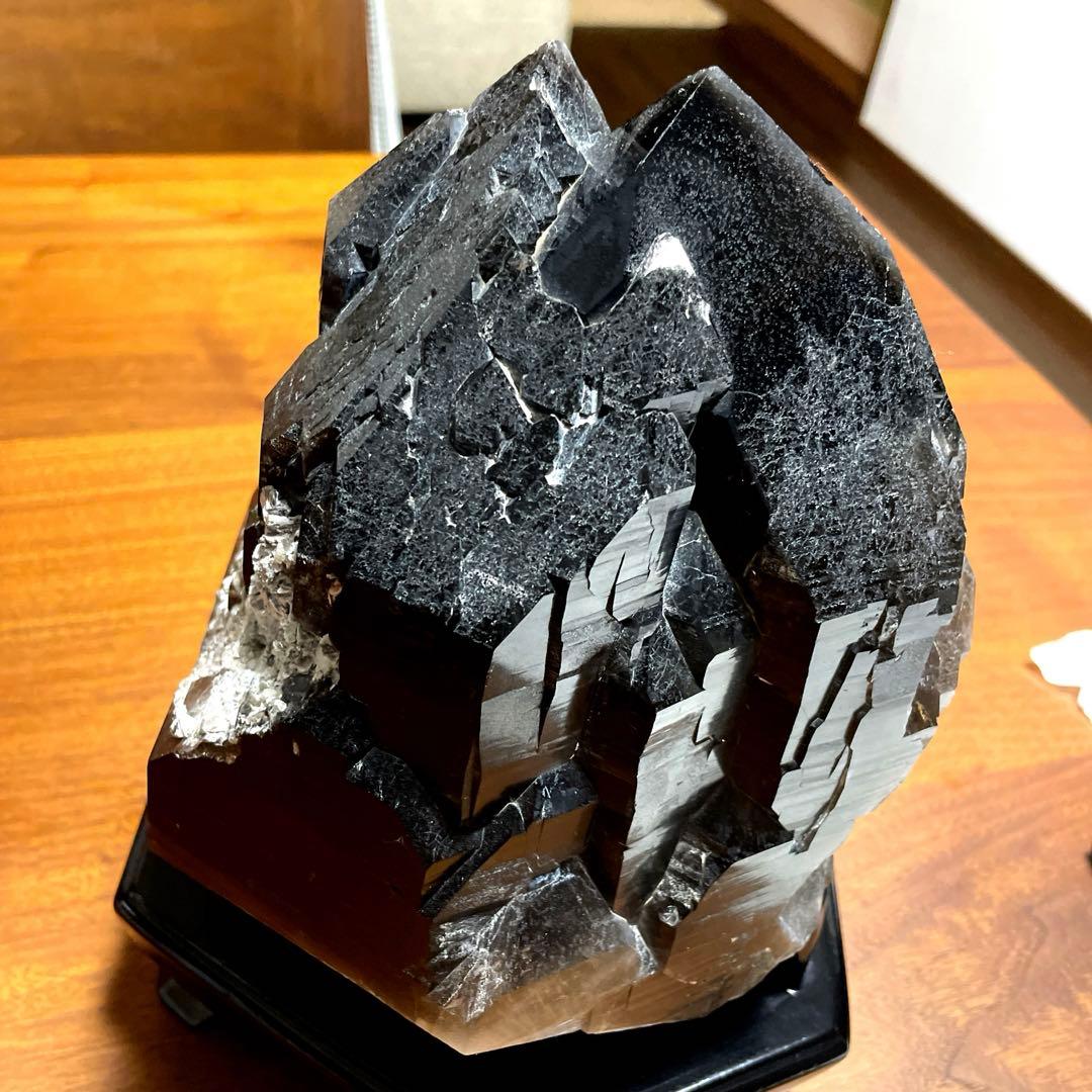 ブラジル産　巨大モリオンカテドラル　雲母付き　7.5キロ　希少　水晶