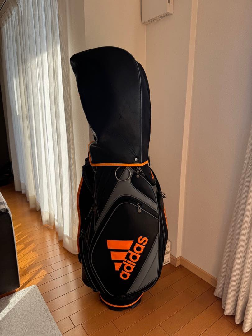 adidas アディダス　キャディバッグ　ブラック×オレンジ配色　即日発送可能‼️