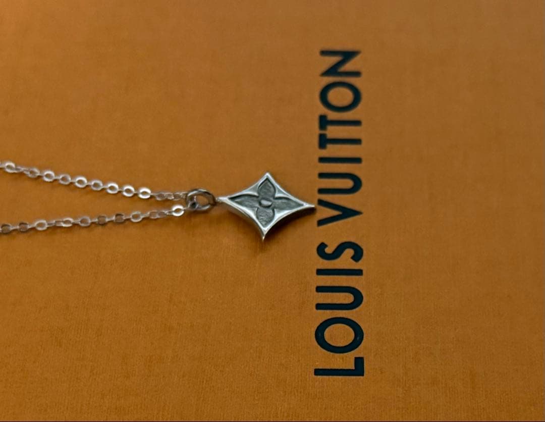 極美品✨ louis vuitton ネックレス モノグラム柄 ♦︎【正規品】