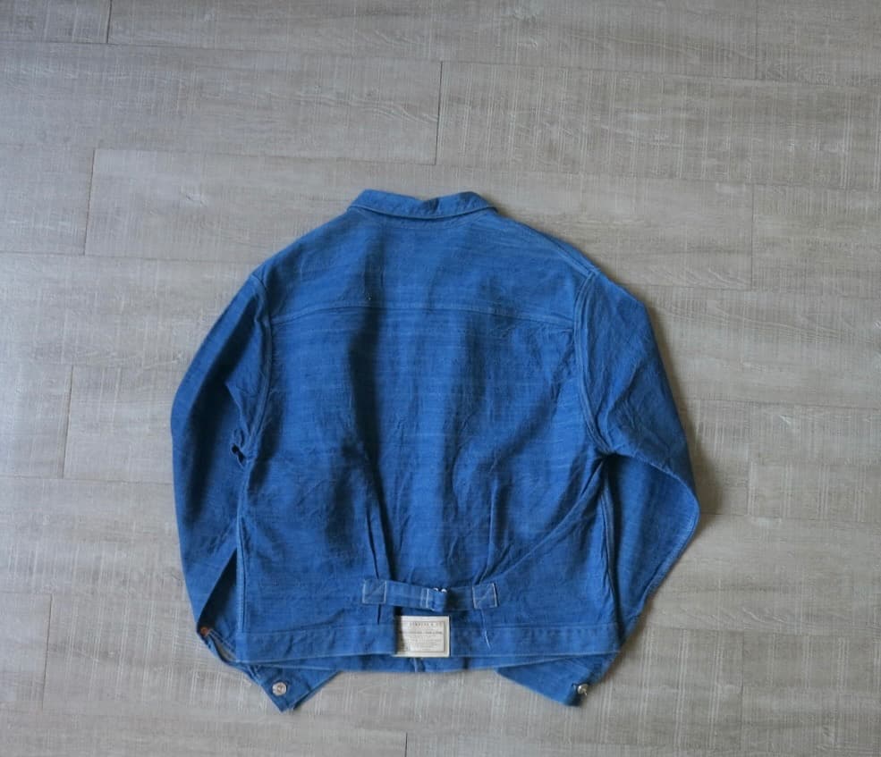 42 LEVI'S VINTAGE CLOTHING トリプルプリーツブラウス