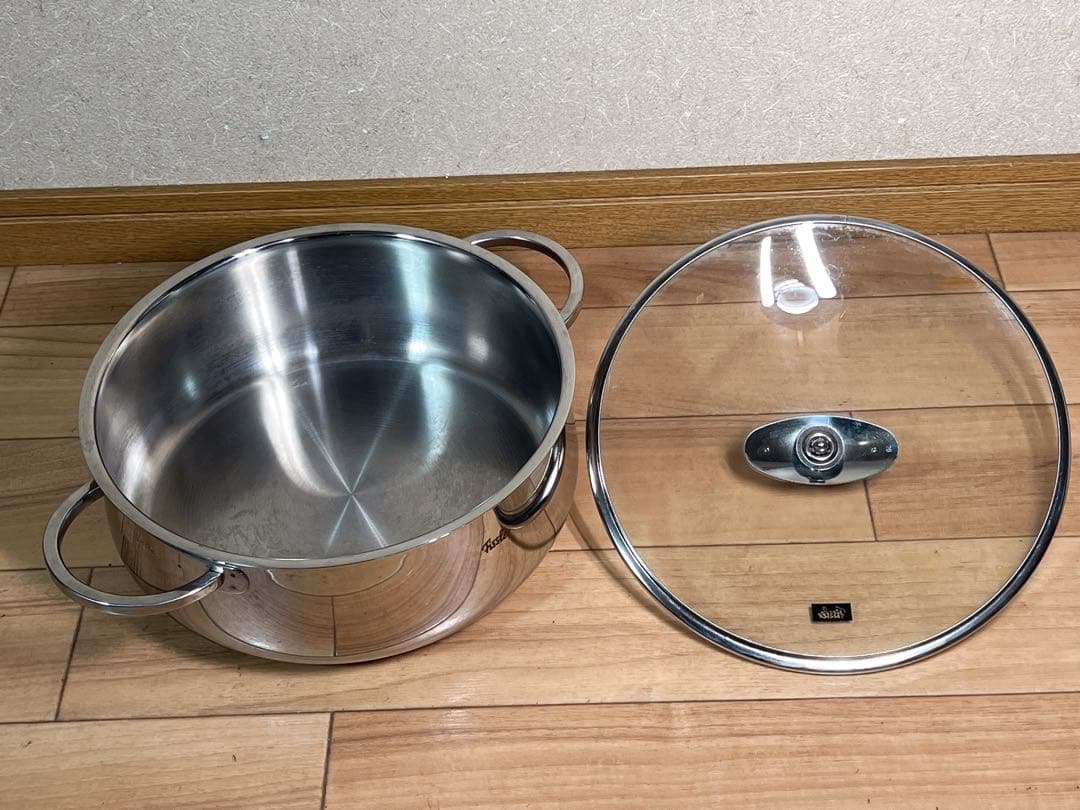 Fissler ガラス蓋付きステンレス鍋 （IH非対応）