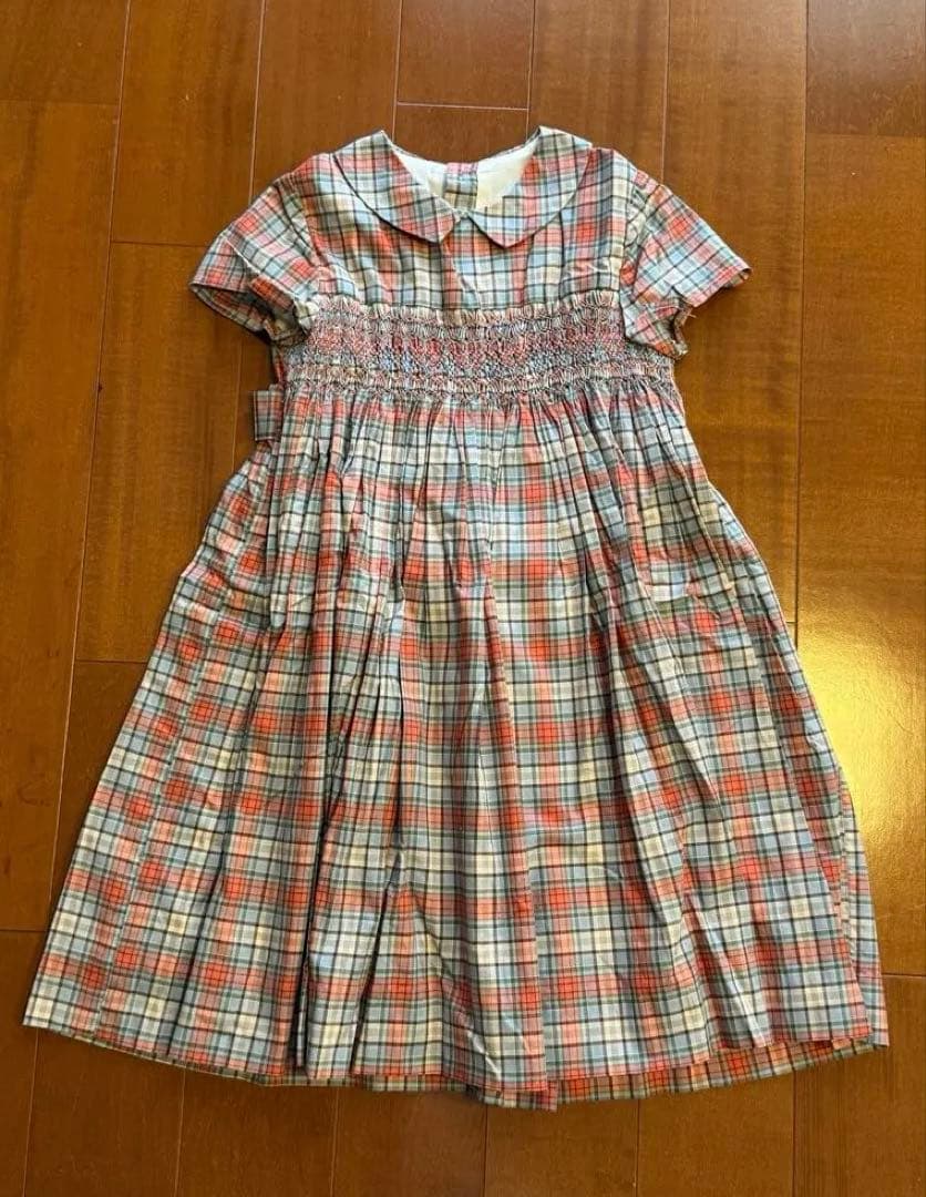 美品Amaia Kidsアマイアキッズ　ワンピース　8y 120 130